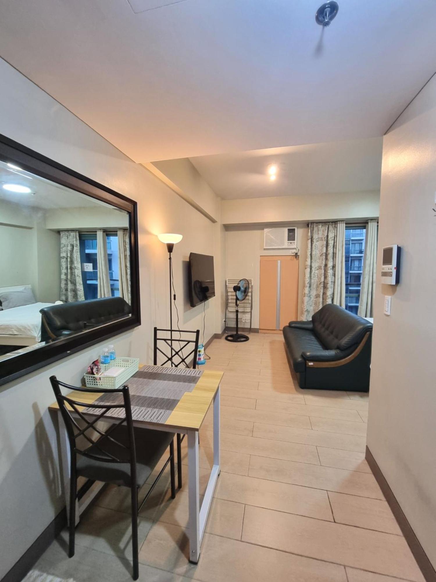Palm Tree Condos Near Mnl Airport Terminal 3 By Elr مانيلا المظهر الخارجي الصورة