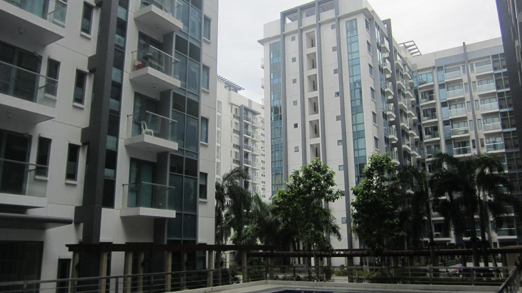 Palm Tree Condos Near Mnl Airport Terminal 3 By Elr مانيلا المظهر الخارجي الصورة