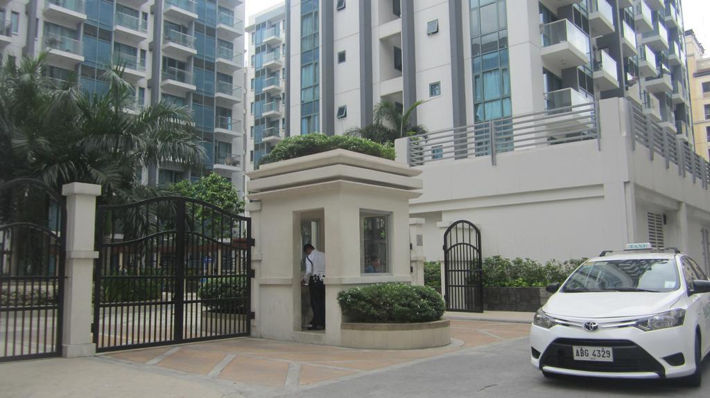 Palm Tree Condos Near Mnl Airport Terminal 3 By Elr مانيلا المظهر الخارجي الصورة